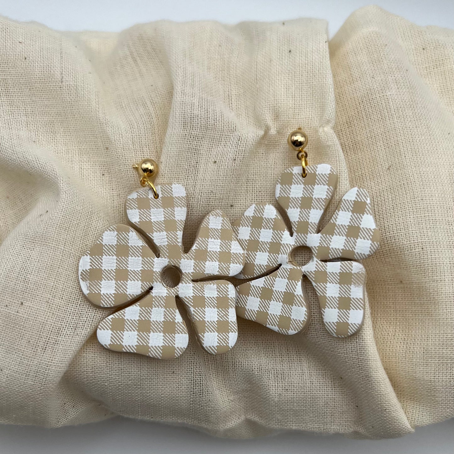 Tan Checkered Flower Earrings