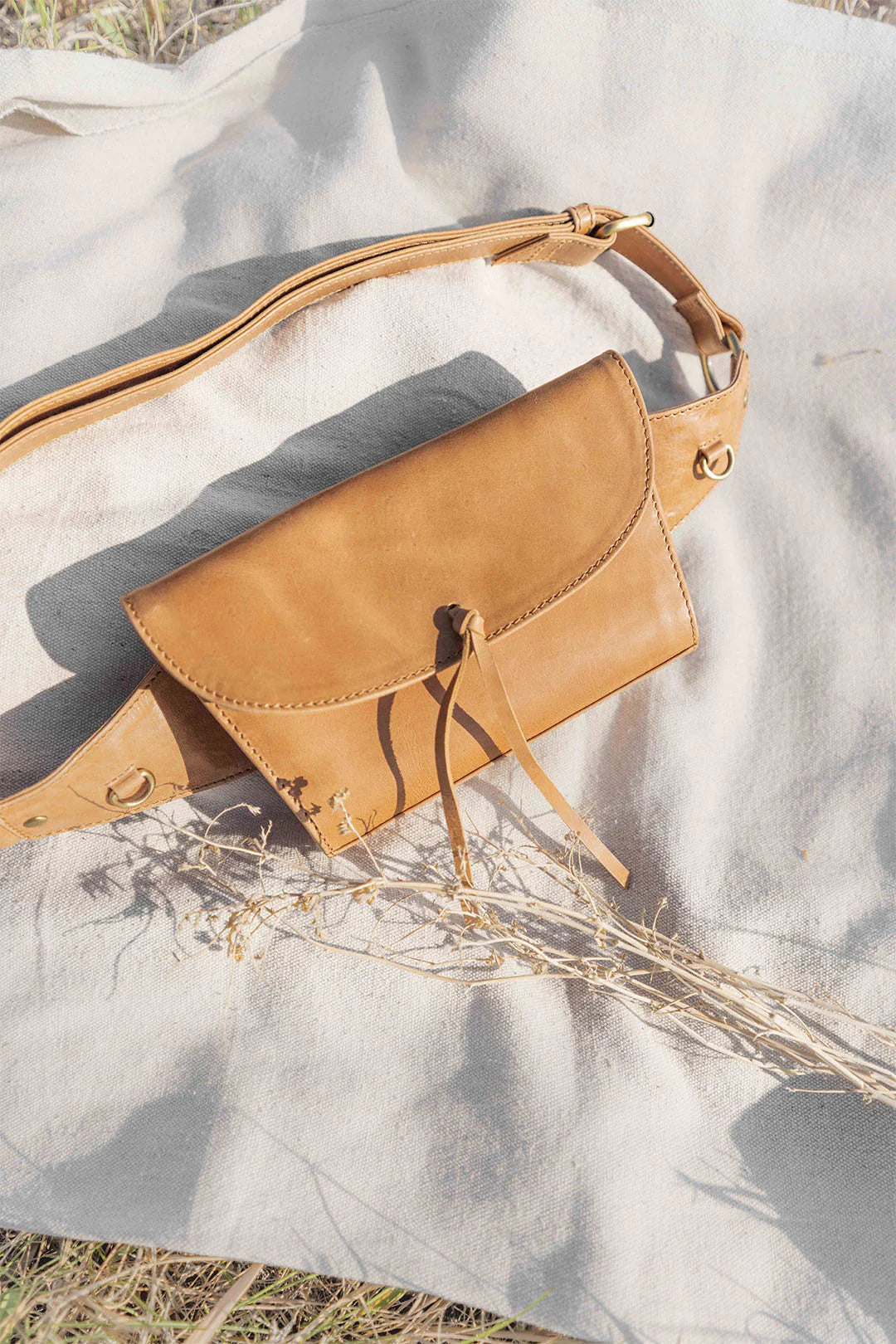 Solma Fanny Pack - Camel - Small/Medium