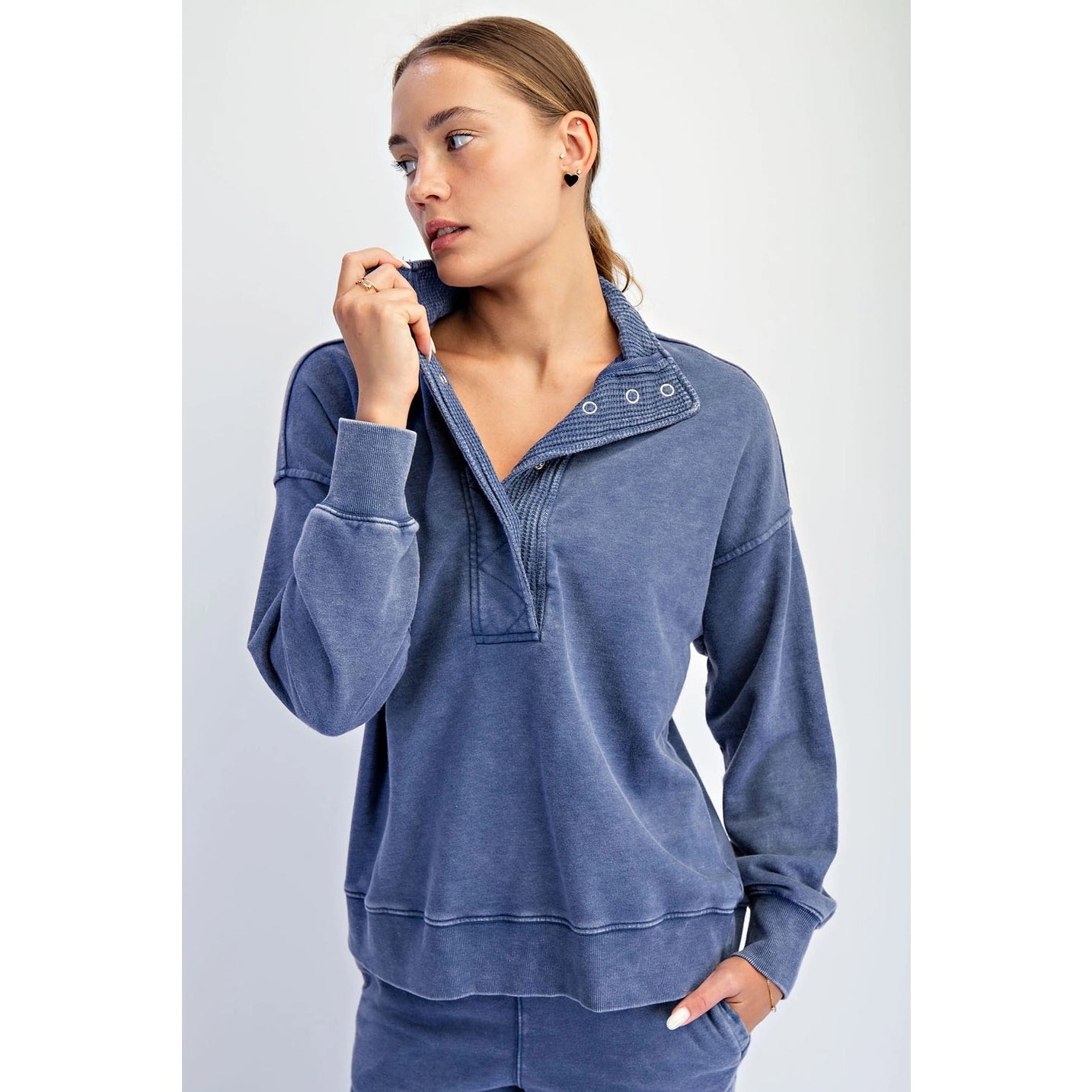 Mineral Washed Quarter Snap Pullover| Navy
