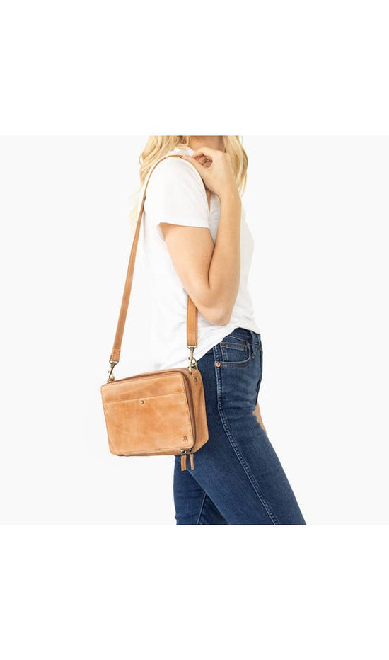 Nomad Crossbody - Classic Chestnut