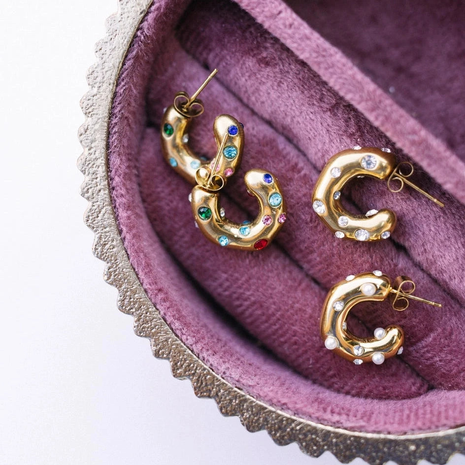 Ebby Hoop Crystal Earring | Gold