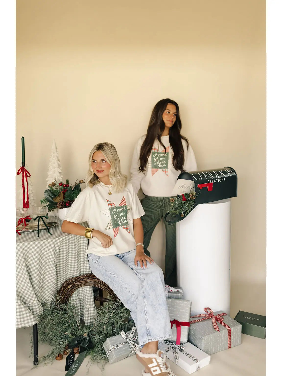Christmas Quilt O Come Let Us Adore Him Graphic Tee