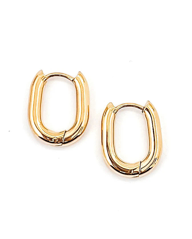 Elisa Gold Huggie Earring