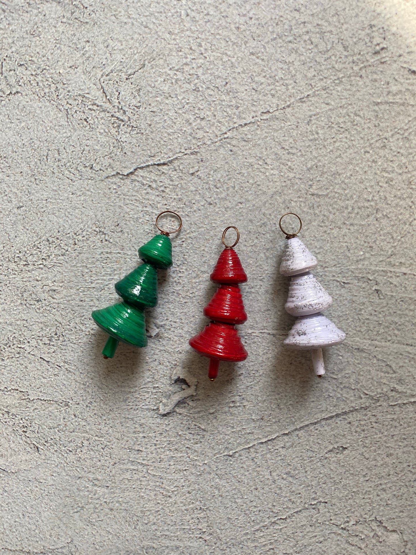 Load image into Gallery viewer, Paper Bead Tree Ornament - Multiple Colors Available
